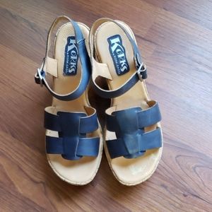 Korks Navy Blue Platform Wedges Size 8